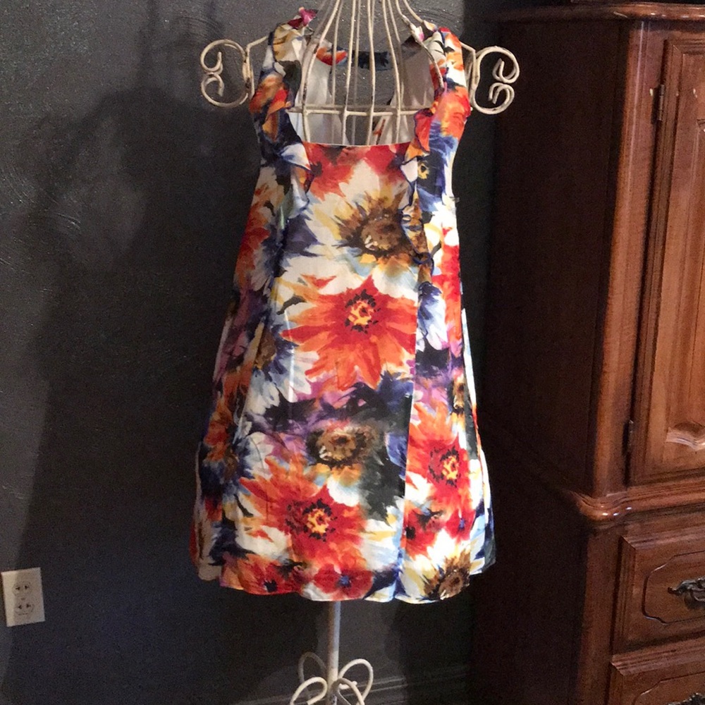 Dress - Picture 2 of 3